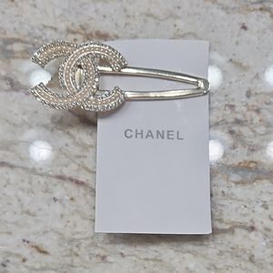 Chanel Gold,Pearl,and Crystal Hair Clip